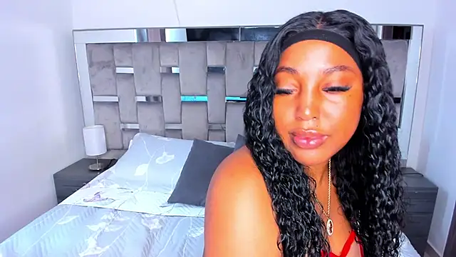 Cammiila online show from 02.05.25