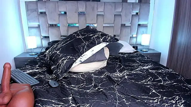 Cammiila online show from 02.21.25