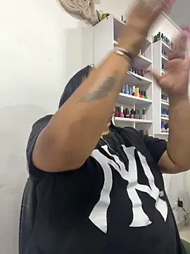 yanza2002 online show from 02.14.26