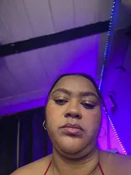 yanza2002 online show from 02.25.26