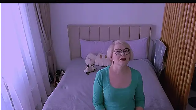 sabrinamacmarren online show from 04.02.26