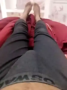 Snapshot of bigh96dik chatting on 12.26.24 bigh96dik online show from 12.26.24