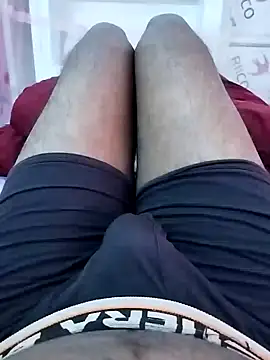 Snapshot of bigh96dik chatting on 02.17.25 bigh96dik online show from 02.17.25