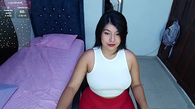 Julieta Sandia online show from 10.10.25