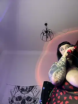 pinkbow online show from 02.19.25