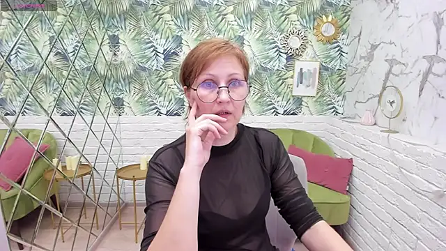 Paris Cherry online show from 03.10.25