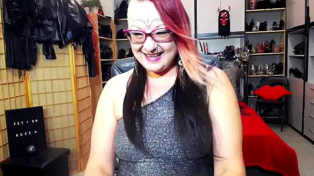 LindaDaemonX online show from 11.23.25