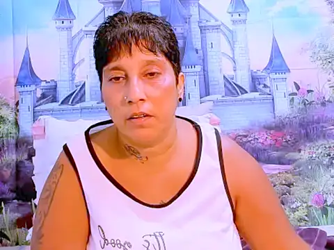 Snapshot of indianroxy chatting on 01.31.25 indianroxy online show from 01.31.25