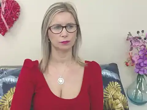 DoreenSexy online show from 12.18.24