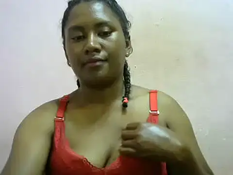 Snapshot of cutybigass chatting on 01.21.25 cutybigass online show from 01.21.25