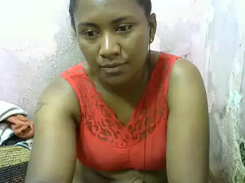 Snapshot of cutybigass chatting on 03.06.25 cutybigass online show from 03.06.25