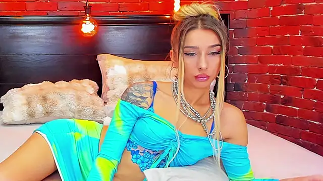 ChristynaRoss online show from 02.07.26