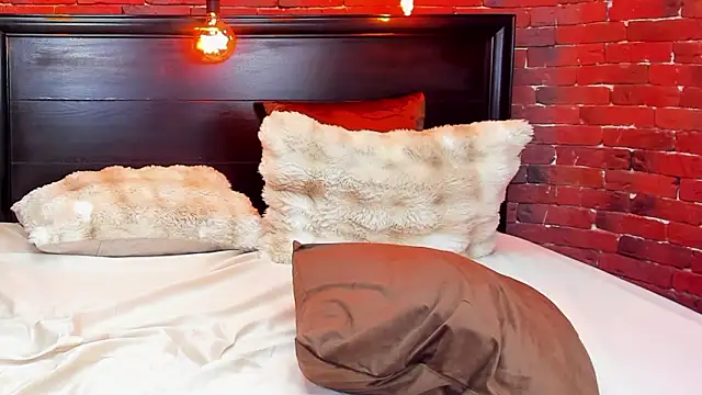 Snapshot of ChristynaRoss chatting on 03.09.26 ChristynaRoss online show from 03.09.26