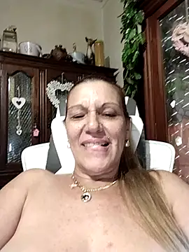 Snapshot of Melmamalhuda@xh chatting on 09.15.25 Melmamalhudaxh online show from 09.15.25