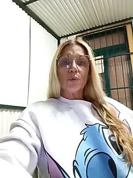 Snapshot of Melmamalhuda@xh chatting on 09.22.25 Melmamalhudaxh online show from 09.22.25