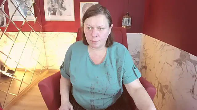 Snapshot of KellyPerfection chatting on 03.22.25 KellyPerfection online show from 03.22.25