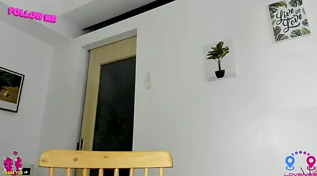 hottycrishina online show from 12.21.24