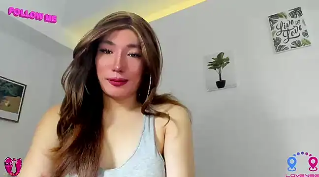 hottycrishina online show from 12.28.24