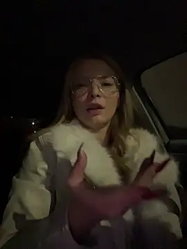 AnastasiaAniess online show from 12.21.25