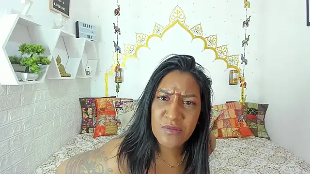 LadyNahir online show from 02.25.25