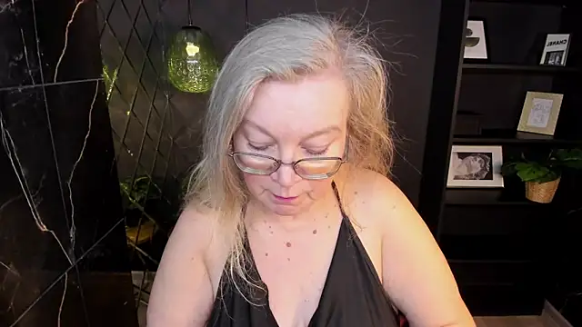 NataliMellow online show from 02.08.26