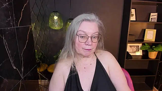 NataliMellow online show from 04.10.26