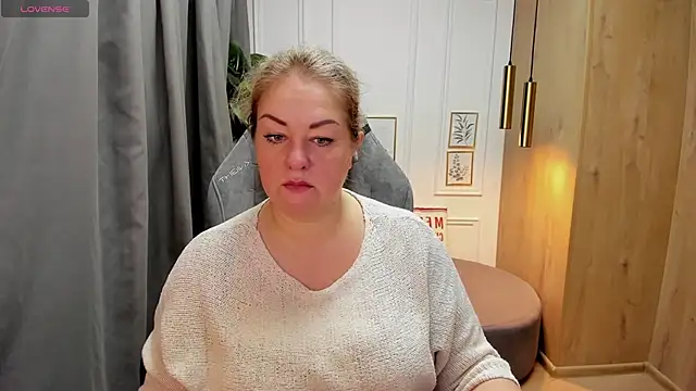 JenniferLight online show from 01.20.25