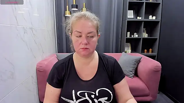 JenniferLight online show from 02.06.25