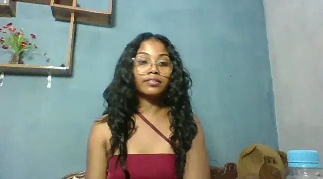 Snapshot of naya86 chatting on 02.14.25 naya86 online show from 02.14.25