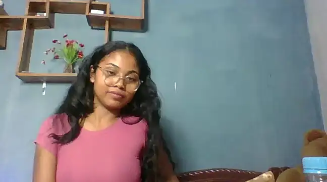 Snapshot of naya86 chatting on 02.20.25 naya86 online show from 02.20.25