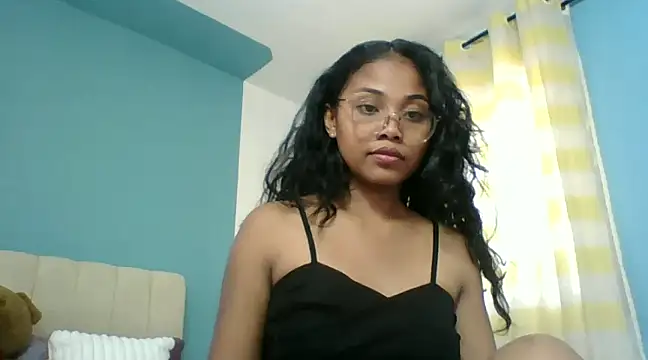 Snapshot of naya86 chatting on 03.04.25 naya86 online show from 03.04.25