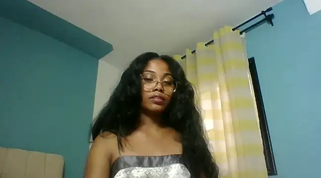 Snapshot of naya86 chatting on 03.14.25 naya86 online show from 03.14.25