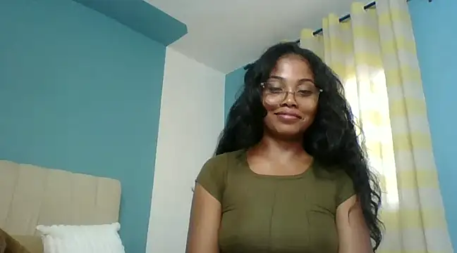 Snapshot of naya86 chatting on 03.15.25 naya86 online show from 03.15.25