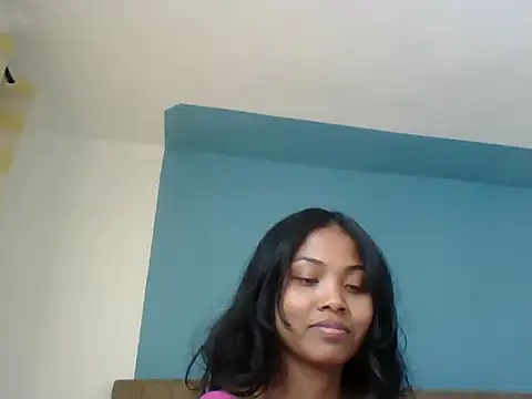 Snapshot of naya86 chatting on 09.12.25 naya86 online show from 09.12.25