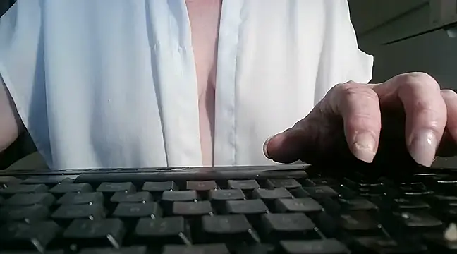 heidi60 online show from 02.16.25