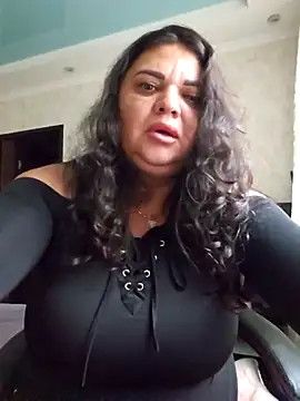 littleRikka online show from 11.19.25