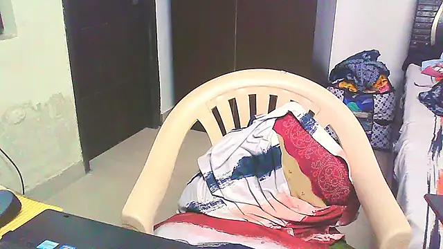 Snapshot of Vbestshow chatting on 09.26.25 Vbestshow online show from 09.26.25