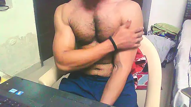 Snapshot of Vbestshow chatting on 10.10.25 Vbestshow online show from 10.10.25