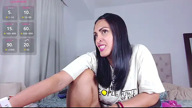 Snapshot of ms_freyax chatting on 09.25.25 ms freyax online show from 09.25.25