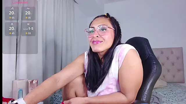 Snapshot of ms_freyax chatting on 10.24.25 ms freyax online show from 10.24.25