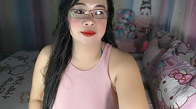 Snapshot of hersheykisses07 chatting on 02.15.25 hersheykisses07 online show from 02.15.25
