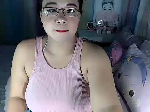 Snapshot of hersheykisses07 chatting on 02.22.26 hersheykisses07 online show from 02.22.26