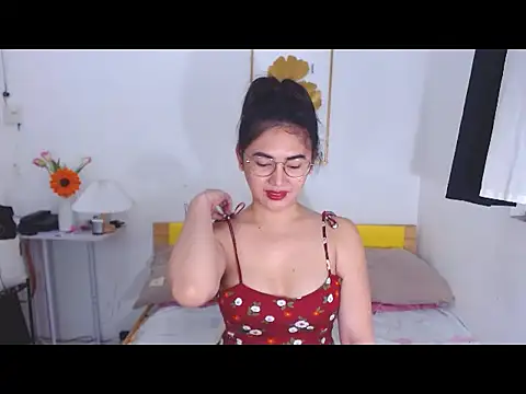 XjuanitabonitaX online show from 11.11.25