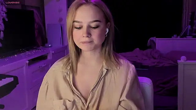 MaryDreaminess online show from 02.06.25