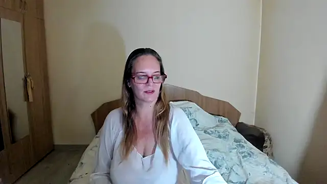 HardWildNipples online show from 10.12.25