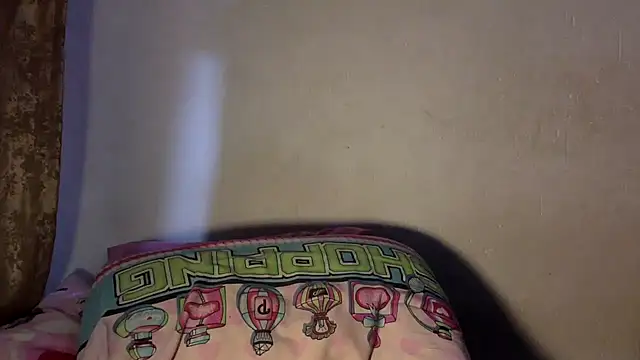 Snapshot of BOOTYBANGER24xx chatting on 12.17.24 BOOTYBANGER24xx online show from 12.17.24