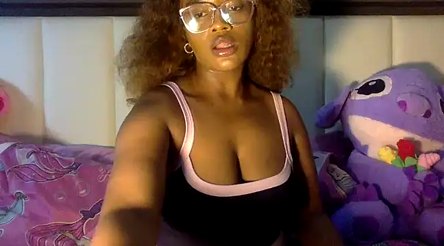 Snapshot of BOOTYBANGER24xx chatting on 03.04.25 BOOTYBANGER24xx online show from 03.04.25