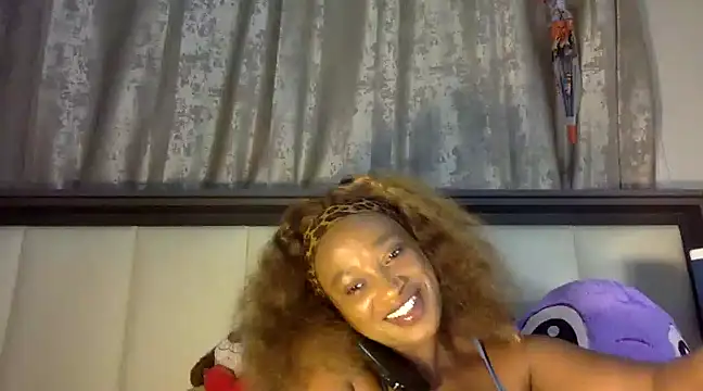 Snapshot of BOOTYBANGER24xx chatting on 03.12.25 BOOTYBANGER24xx online show from 03.12.25