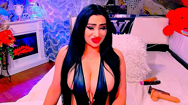 Snapshot of AmyraSunris chatting on 07.13.26 AmyraSunris online show from 07.13.26