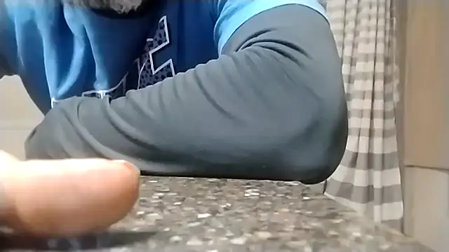 Snapshot of ThickDMatty@xh chatting on 01.17.25 ThickDMattyxh online show from 01.17.25